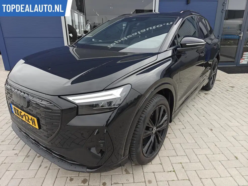 Audi Q4 e-tron 45 Black Edition 82 kWh Trekhk uit 2024, foto 2