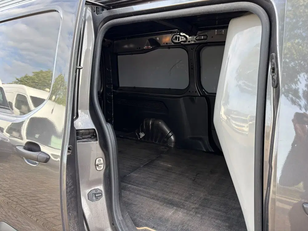 Toyota Proace City 1.5 D-4D Live Long uit 2024, foto 12