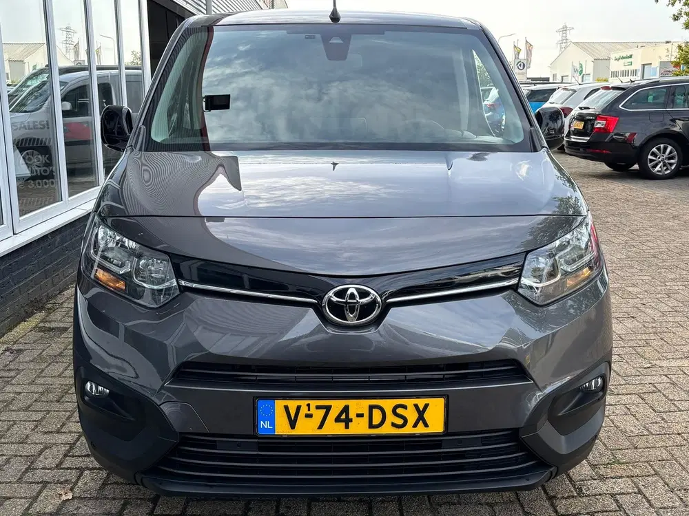 Toyota Proace City 1.5 D-4D Live Long uit 2024, foto 3