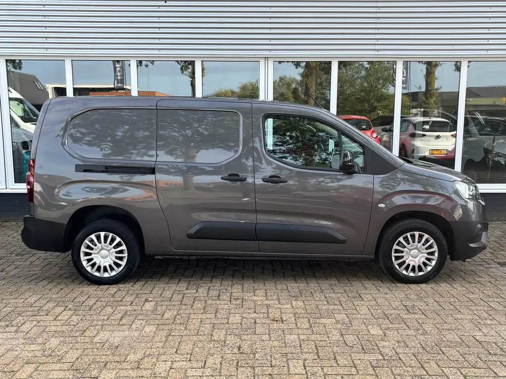 Toyota Proace City 1.5 D-4D Live Long uit 2024, foto 5