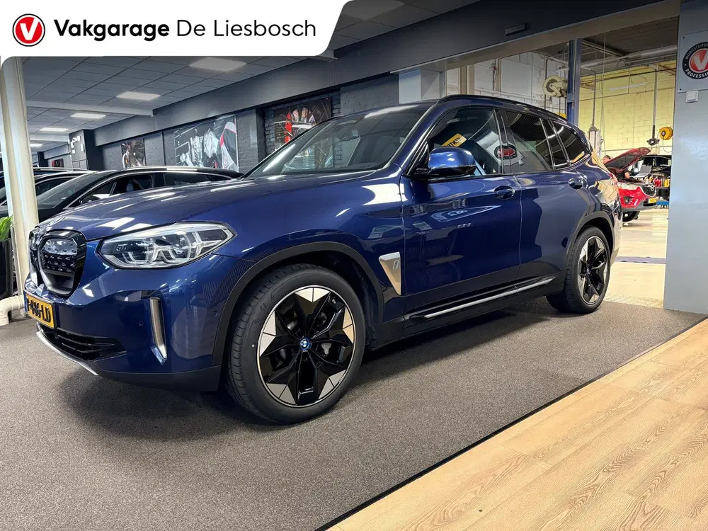 BMW iX3 High Executive 80 kWh uit 2021, foto 3
