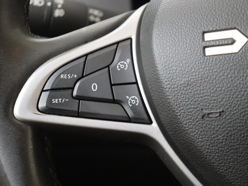 Dacia Duster 1.0 TCe 100 ECO-G Extreme uit 2024, foto 13