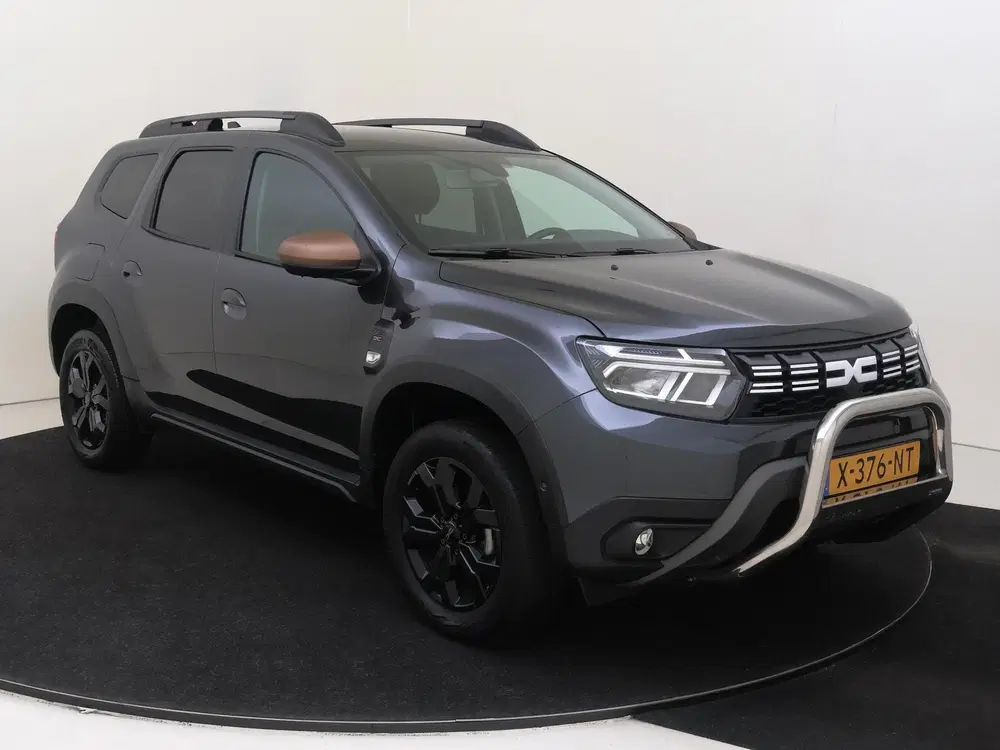 Dacia Duster 1.0 TCe 100 ECO-G Extreme uit 2024, foto 2