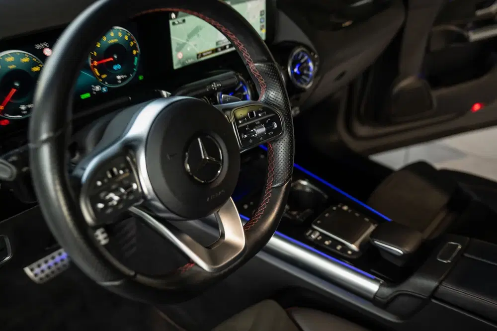 Mercedes-Benz GLA 250 e AMG Line PANO uit 2021, foto 9