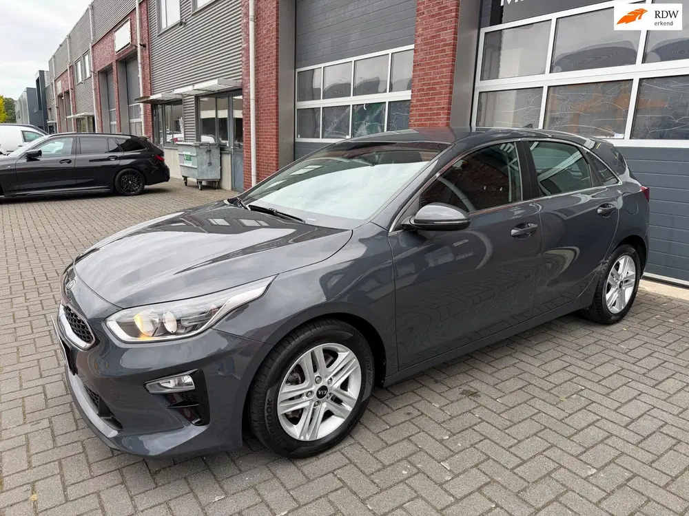 Kia Ceed 1.5 T-GDi Automaat LED Camera Lane Carplay uit 2022