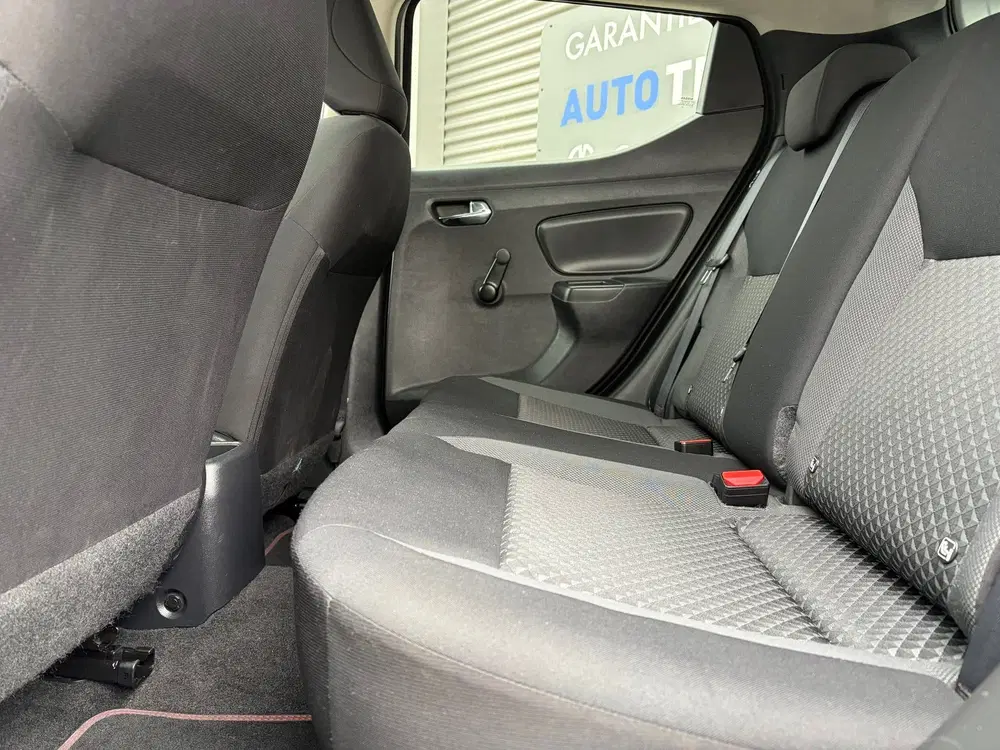 Nissan Micra 1.0 IG-T 101PK Automaat uit 2019, foto 10