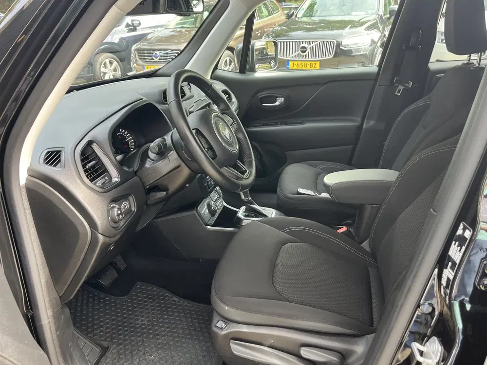 Jeep Renegade 4xe 240 Plug-in Hybrid Electric S Aut uit 2022, foto 5
