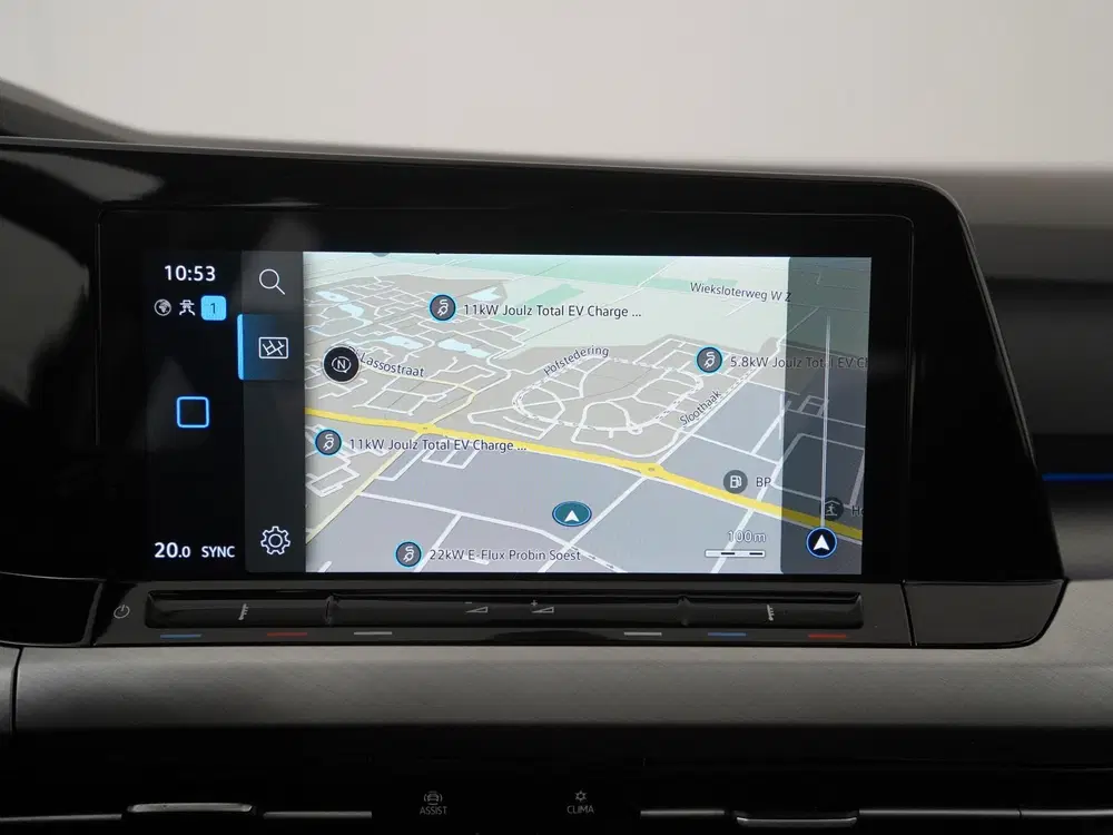 Volkswagen Golf 1.5 eTSI Life DSG uit 2023, foto 12