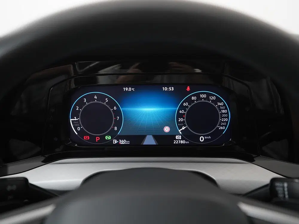 Volkswagen Golf 1.5 eTSI Life DSG uit 2023, foto 8