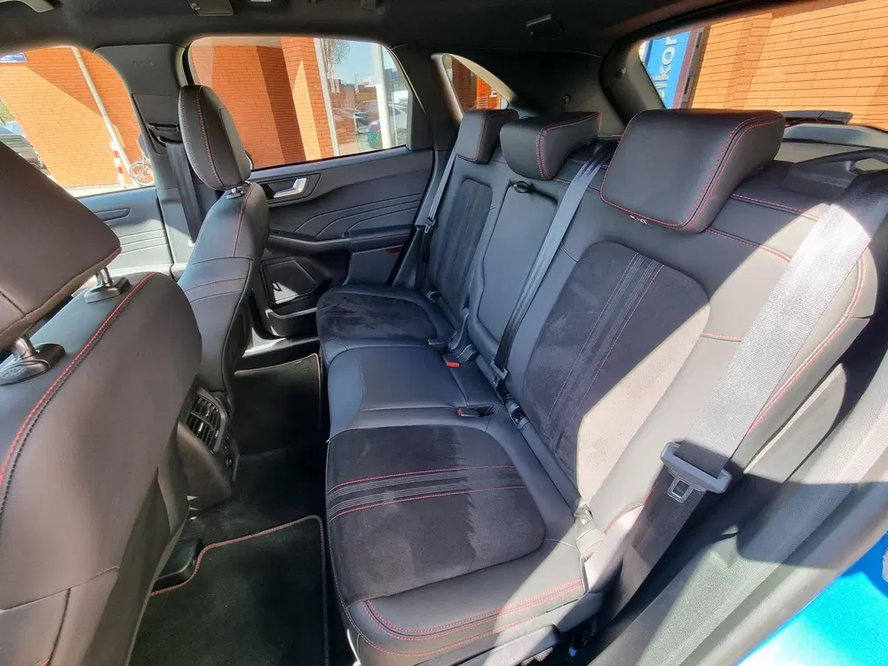 Ford Kuga 2.5 PHEV ST-Line X Automaat-Trekhaak Zeer uit 2025, foto 15