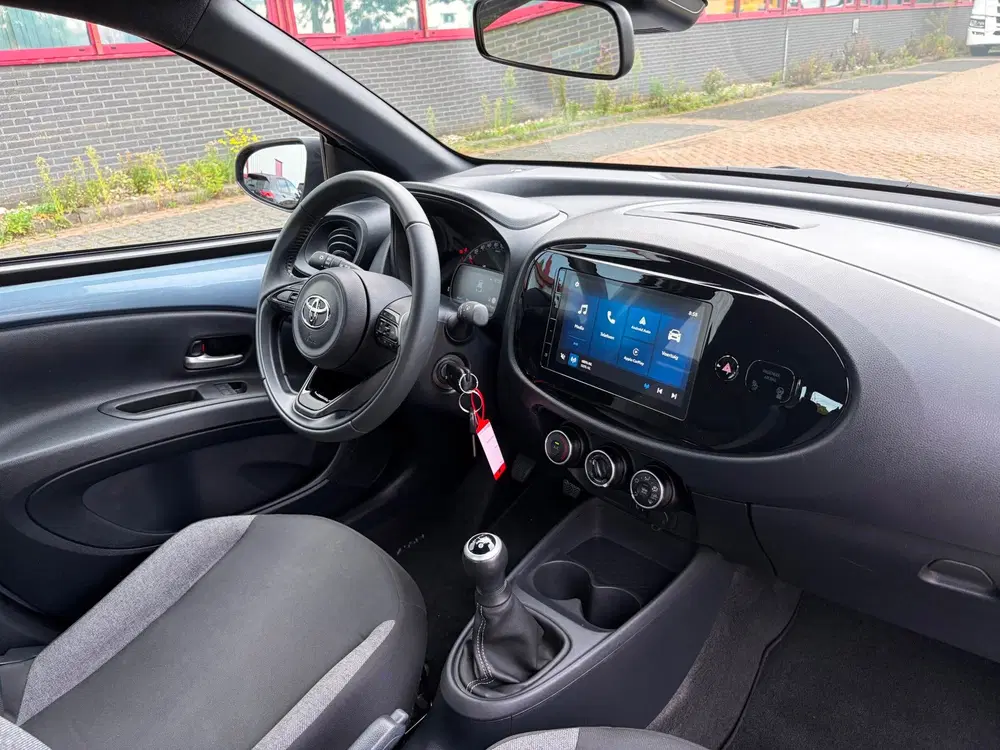 Toyota Aygo X 1.0 VVT-i MT Play uit 2024, foto 13