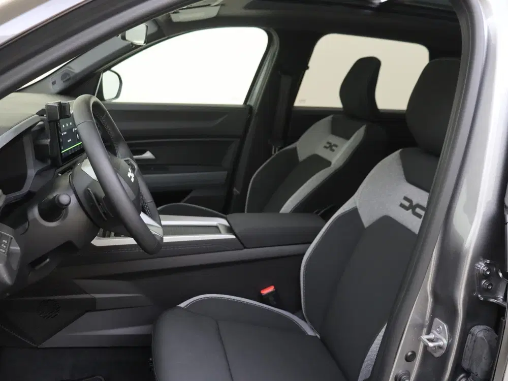 Dacia Bigster 1.2 Hybrid-G 150 4x4 Limited Edition uit 2026, foto 15