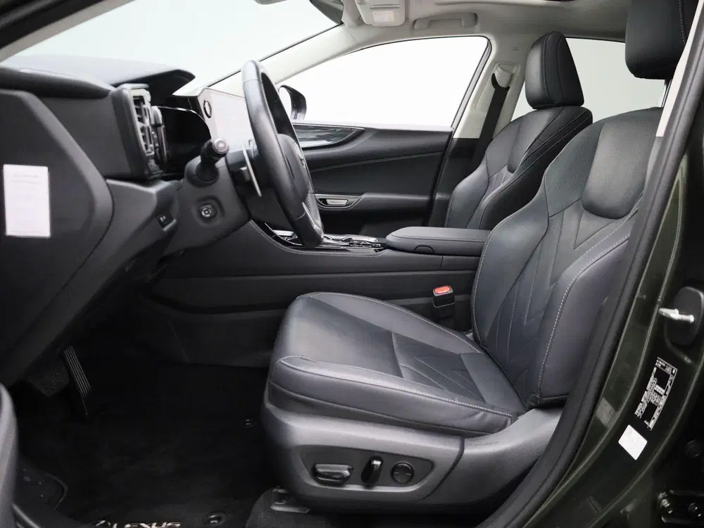 Lexus NX 450h+ AWD Luxury Line uit 2023, foto 10