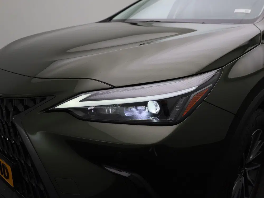 Lexus NX 450h+ AWD Luxury Line uit 2023, foto 15