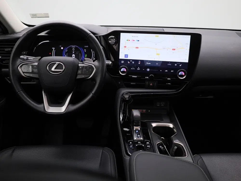 Lexus NX 450h+ AWD Luxury Line uit 2023, foto 7