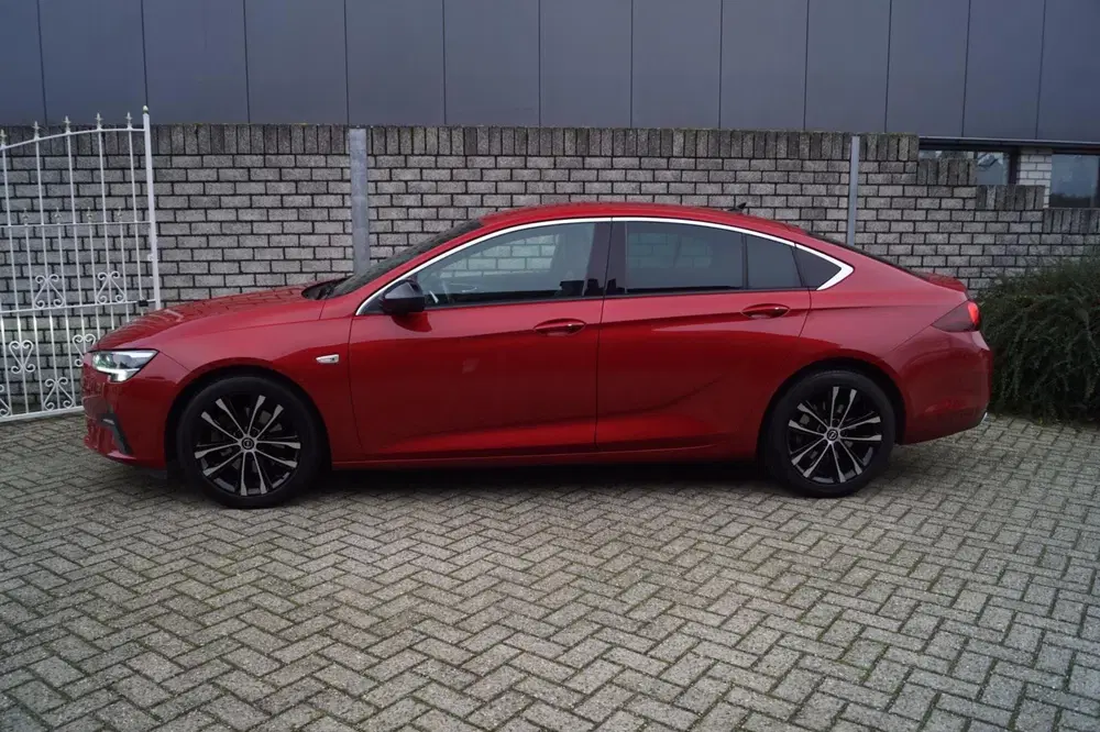 Opel Insignia Sport 2.0 Turbo Ultimate Autom Leder Spo uit 2020, foto 2