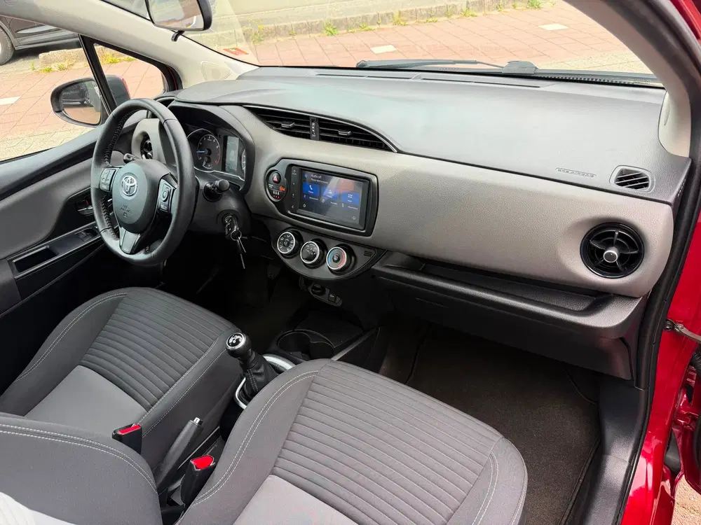 Toyota Yaris 1.0 VVT-i Connect AIrco uit 2020, foto 11
