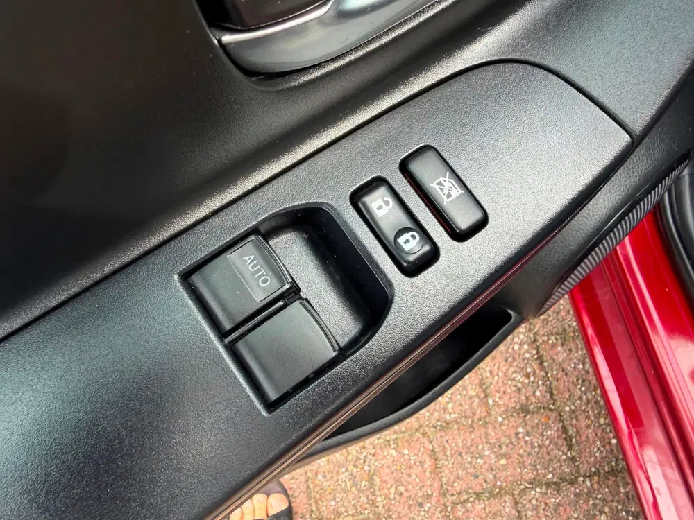 Toyota Yaris 1.0 VVT-i Connect AIrco uit 2020, foto 12