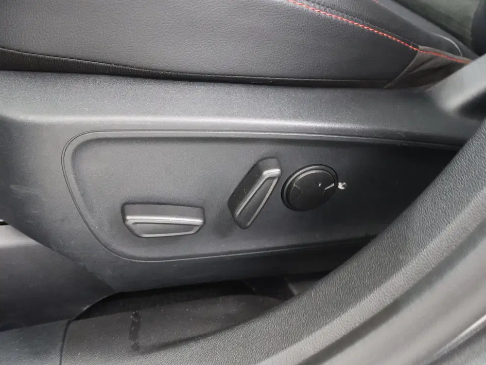 Ford Kuga 2.5 PHEV ST-Line X uit 2023, foto 13