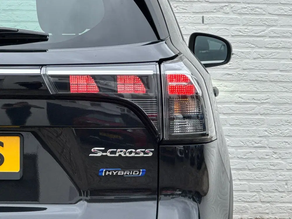 Suzuki S-Cross 1.5 Hybrid Select Automaat Led verlichting uit 2024, foto 15