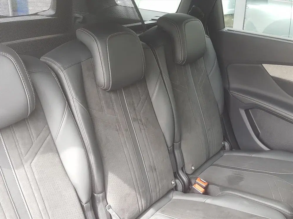 Peugeot 5008 GT 1.2-PT-130pk (VOL)AUTOMAAT uit 2021, foto 12