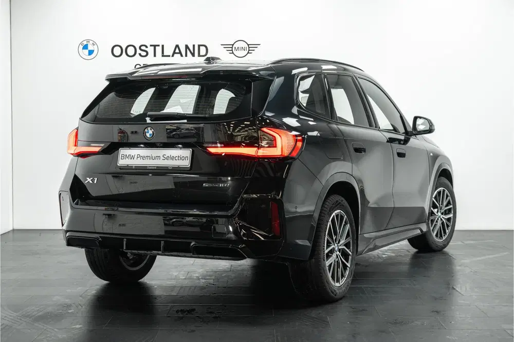 BMW X1 sDrive18i M Sport Automaat uit 2025, foto 3