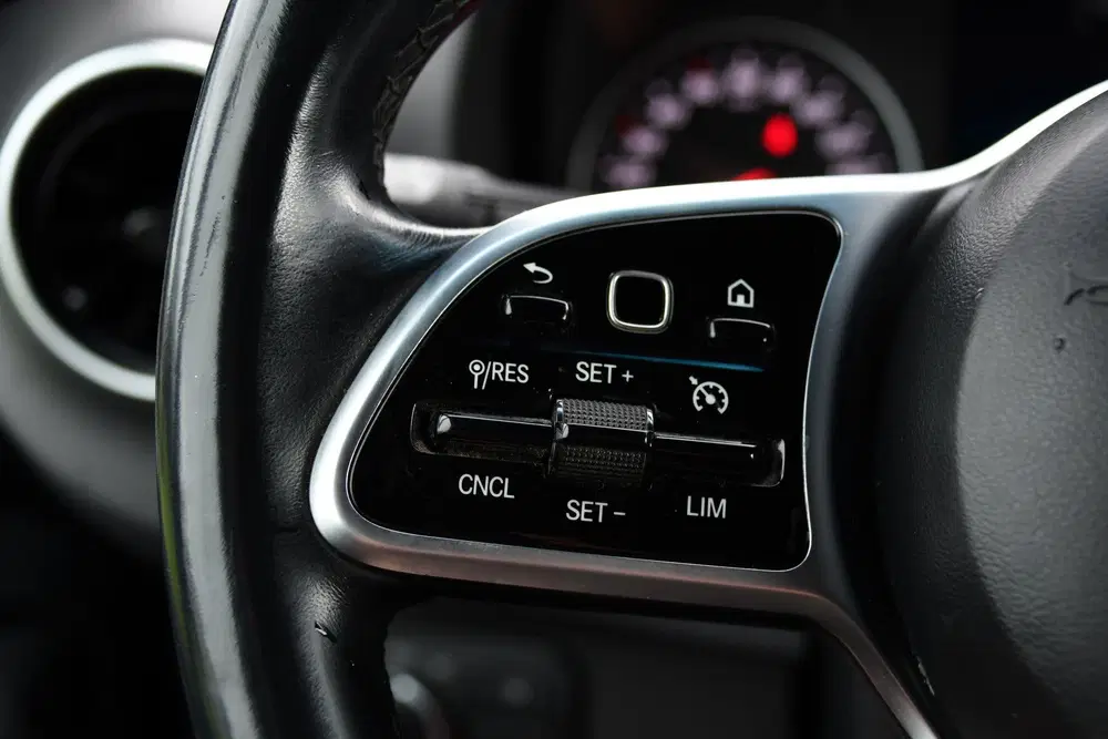 Mercedes-Benz Sprinter 319 V6 3.0 CDI L2H1 RWD AMG Edition C uit 2019, foto 15