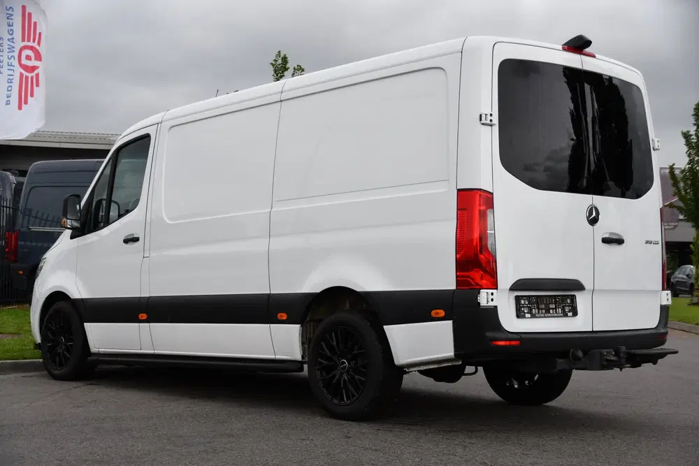 Mercedes-Benz Sprinter 319 V6 3.0 CDI L2H1 RWD AMG Edition C uit 2019, foto 3