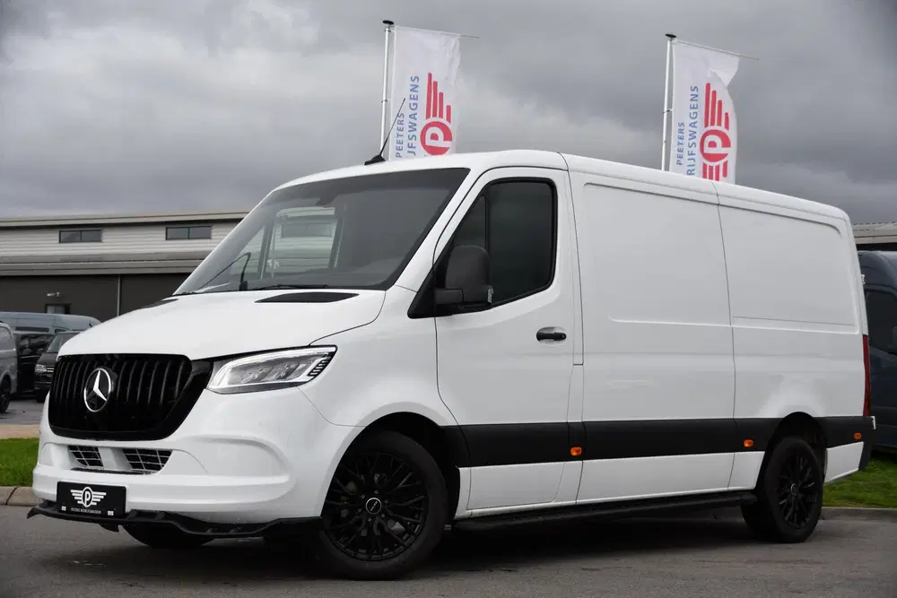 Mercedes-Benz Sprinter 319 V6 3.0 CDI L2H1 RWD AMG Edition C uit 2019, foto 4