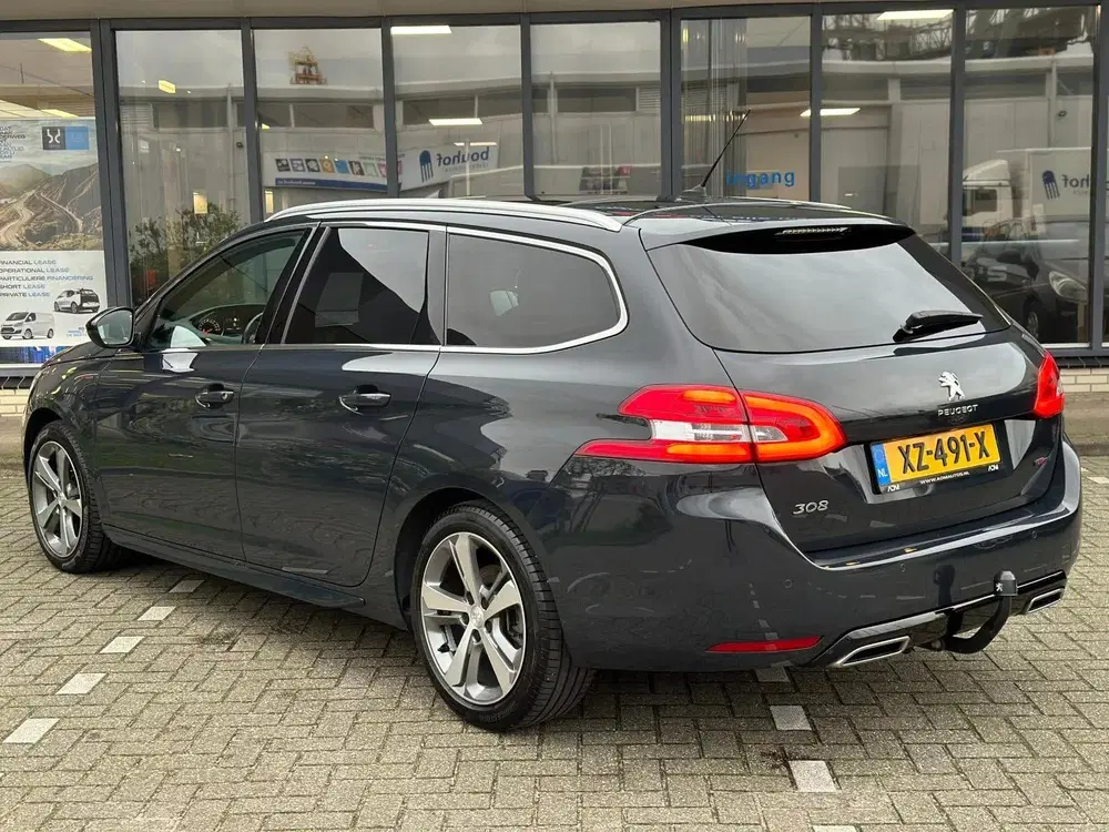 Peugeot 308 1.5 BlueHDi Blue Lease GT-Line uit 2019, foto 2
