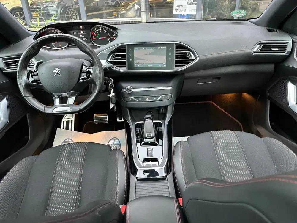 Peugeot 308 1.5 BlueHDi Blue Lease GT-Line uit 2019, foto 4