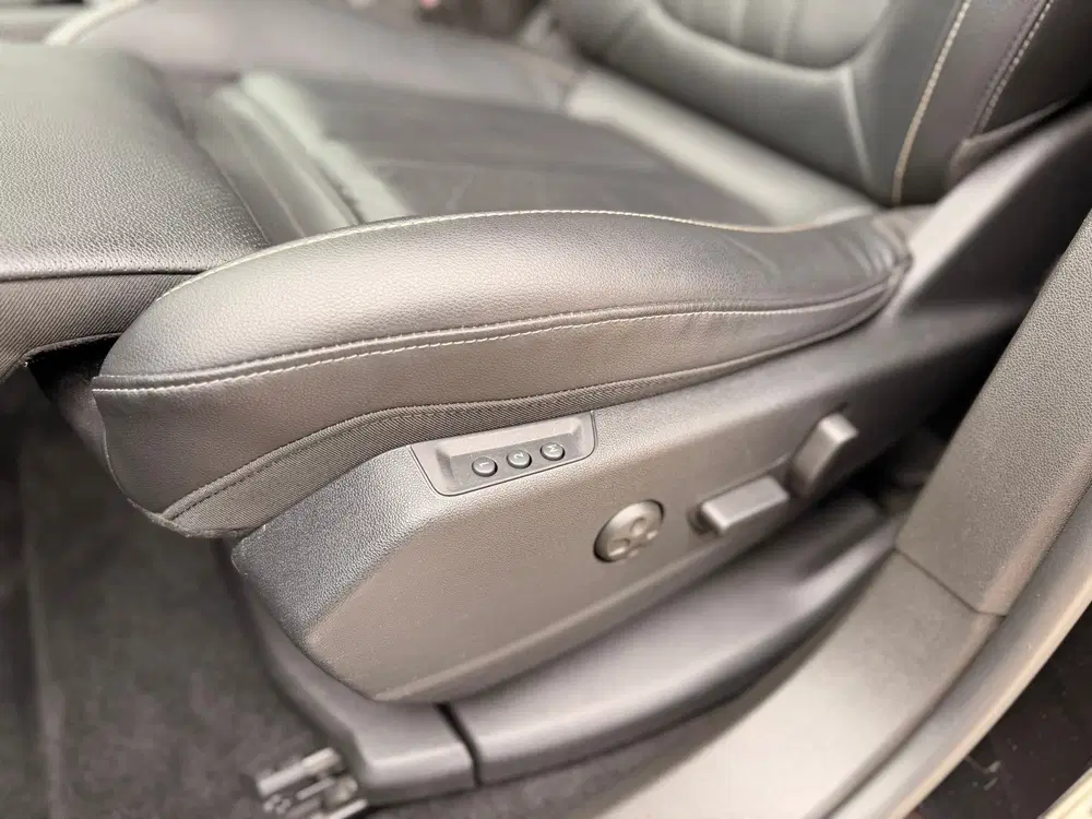 Opel Grandland 1.6T Hybrid Ultimate SOH95% Trekh 360 Virt uit 2021, foto 11