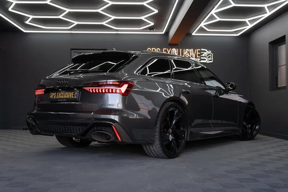 Audi A6 RS 6 TFSI quattro uit 2020, foto 12