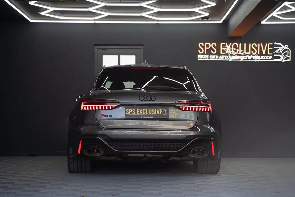 Audi A6 RS 6 TFSI quattro uit 2020, foto 4