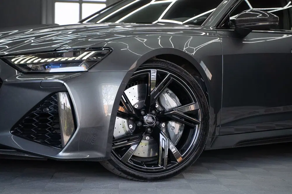 Audi A6 RS 6 TFSI quattro uit 2020, foto 6