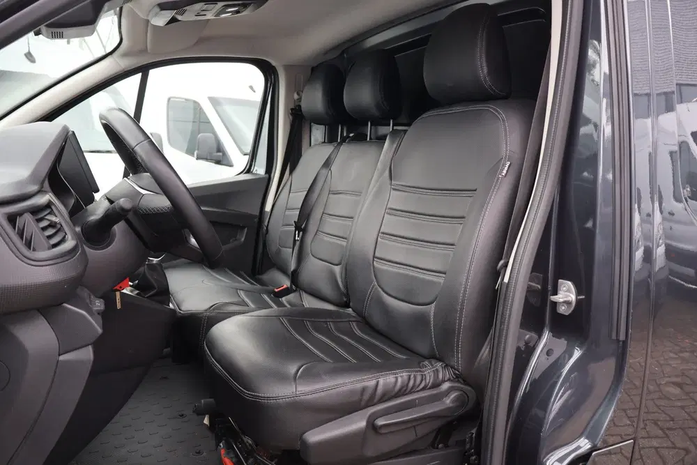 Renault Trafic 2.0 dCi 150pk L2 H1 Work Edition Automaat uit 2023, foto 2