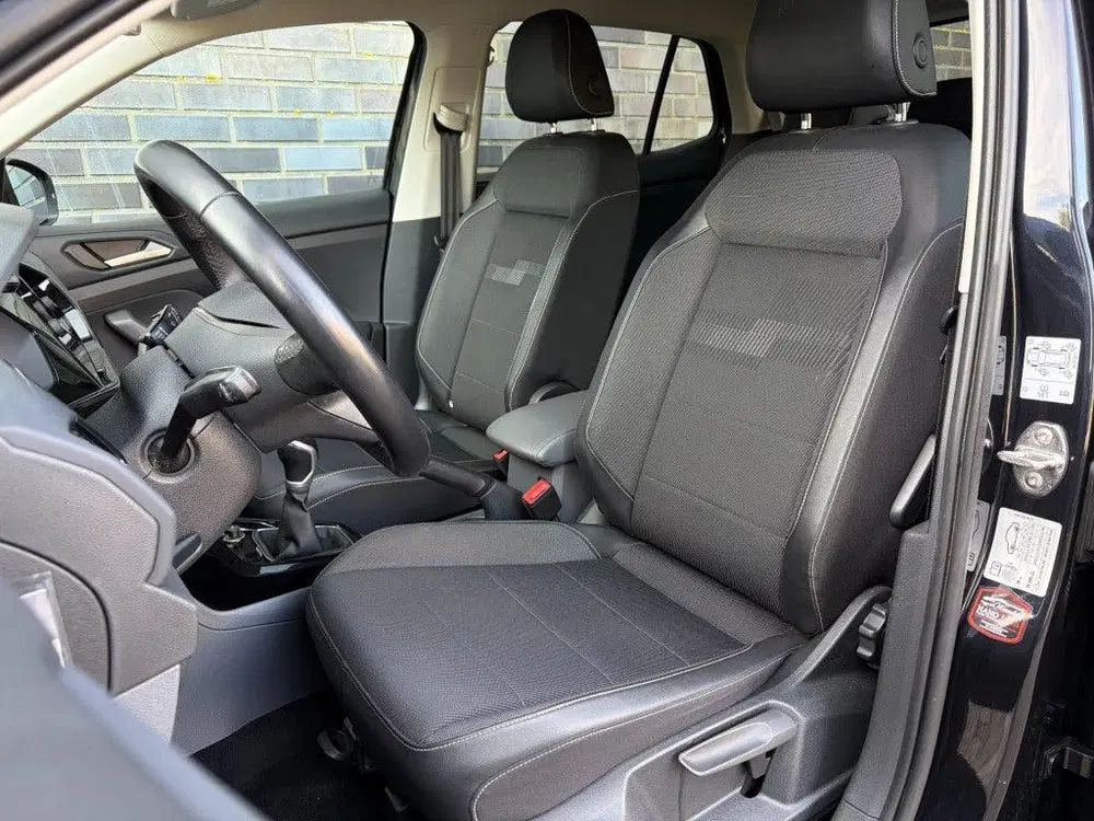 Volkswagen T-Cross 1.0 TSI LIFE 115PK NAVI uit 2019, foto 10