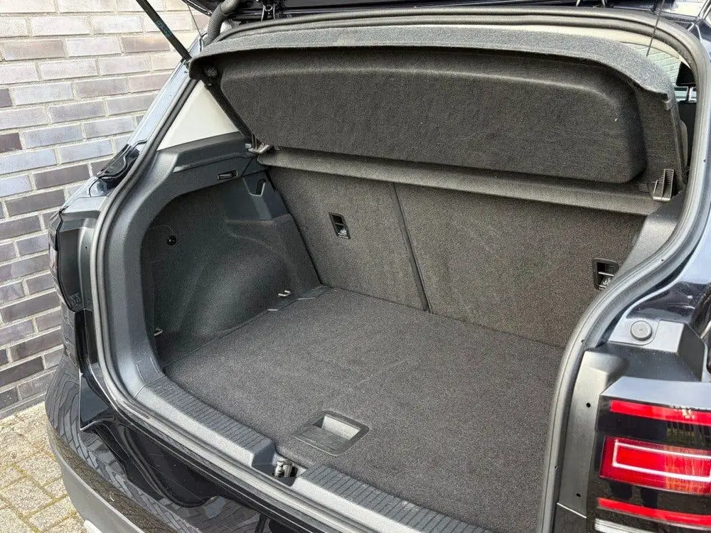 Volkswagen T-Cross 1.0 TSI LIFE 115PK NAVI uit 2019, foto 14