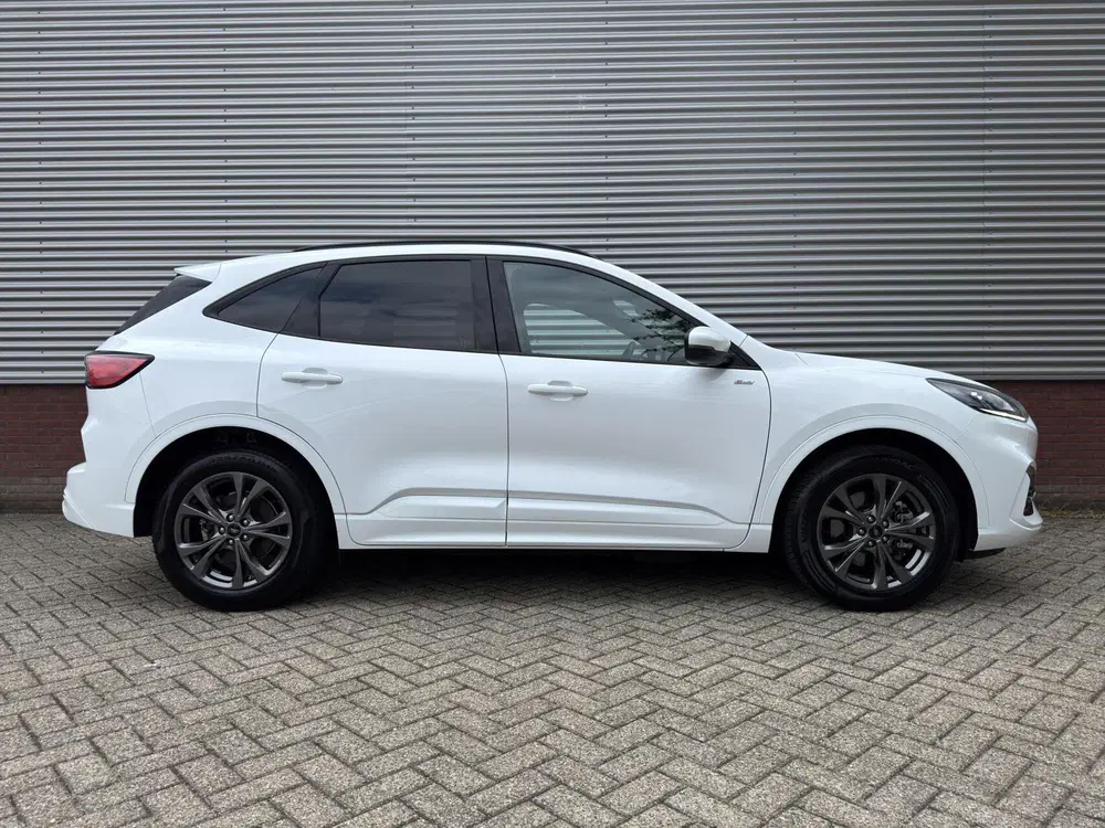 Ford Kuga 2.5 PHEV ST-Line uit 2021, foto 5