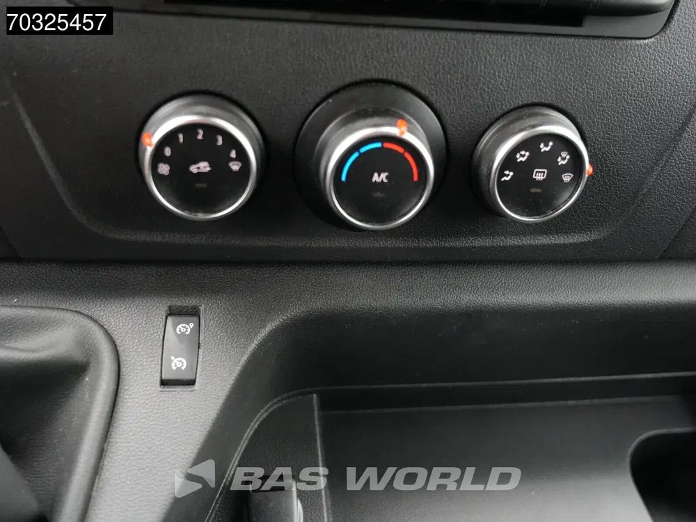 Renault Master 165PK Dubbellucht Bakwagen met Achterdeure uit 2020, foto 15