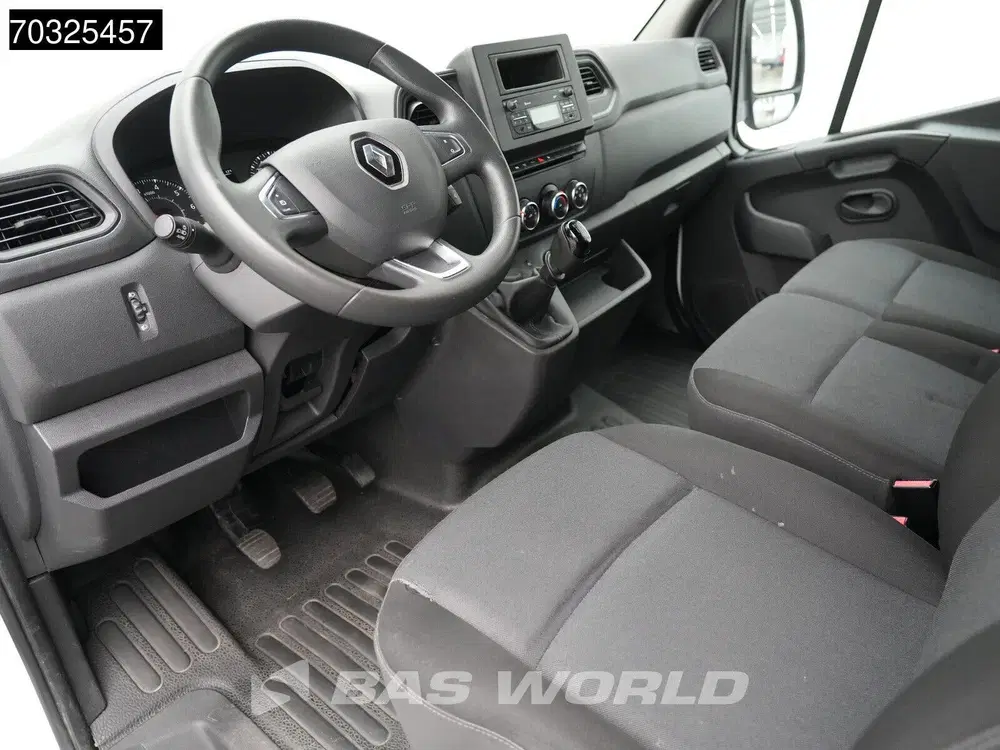 Renault Master 165PK Dubbellucht Bakwagen met Achterdeure uit 2020, foto 3