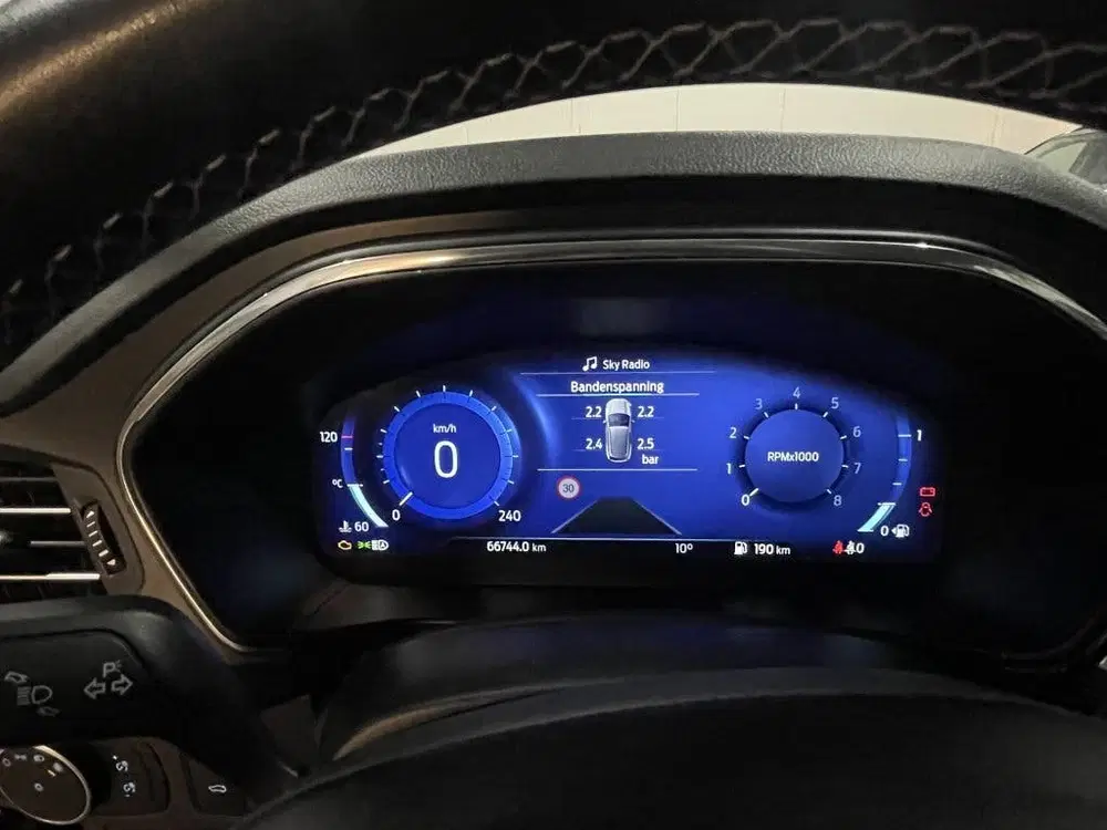 Ford Focus 1.0 EcoB. Tit. XBns (bj 2021) uit 2021, foto 10