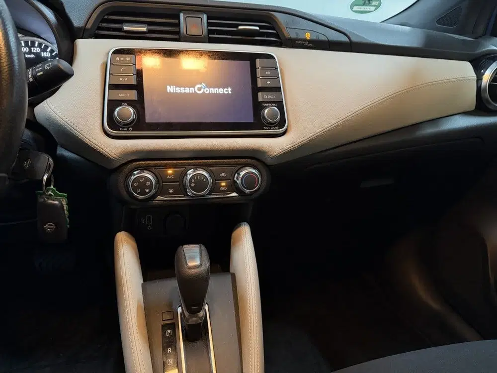 Nissan Micra 1.0 IG-T N-Connecta uit 2020, foto 11