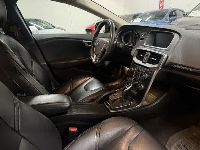 Volvo V40 Cross Country Automaat 1.5 T3 Polar+ Luxury uit 2019, foto 8
