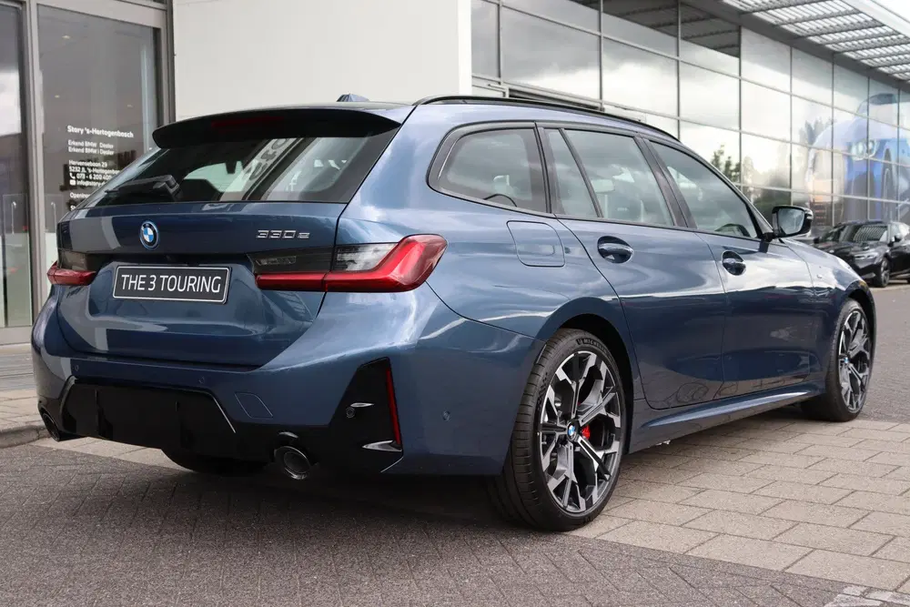 BMW 3-serie 330e M Sport Automaat uit 2026, foto 11