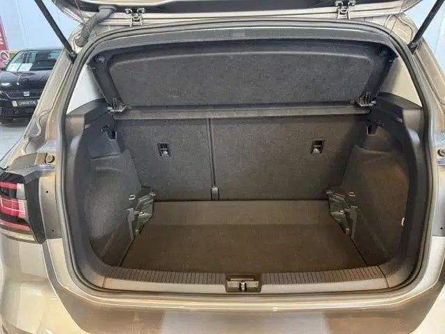 Volkswagen T-Cross 1.0 TSI Style (bj 2021) uit 2021, foto 13