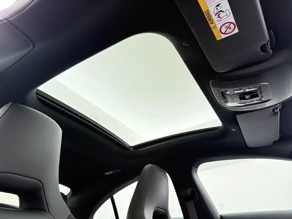 Mercedes-Benz CLA 250 e AMG Line uit 2022, foto 12