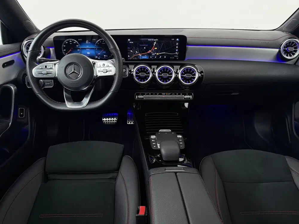 Mercedes-Benz CLA 250 e AMG Line uit 2022, foto 8