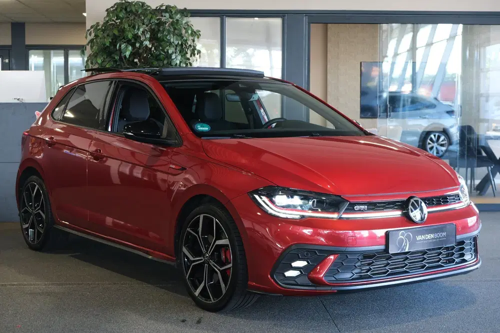 Volkswagen Polo 2.0 TSI GTI 207PK DSG Facelift Pano IQ Mat uit 2022, foto 6