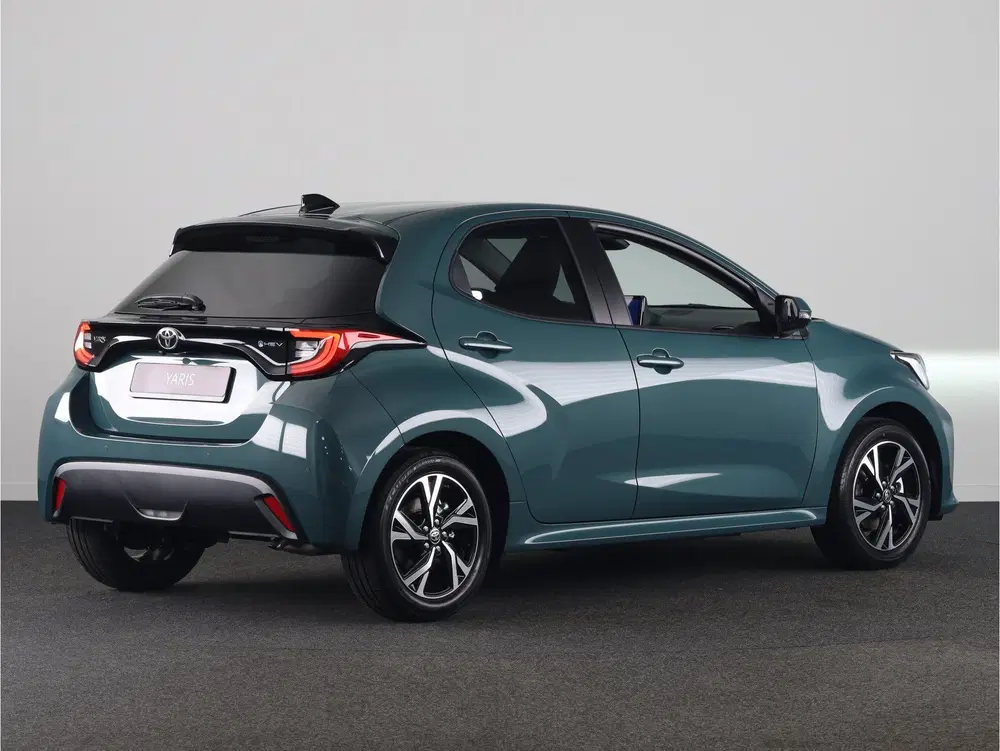 Toyota Yaris 1.5 Hybrid 115 Dynamic *DEMO* uit 2026, foto 2